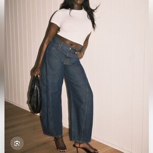 Abercrombie & Fitch Ultra Barrel Jeans 28R (Curve Love)